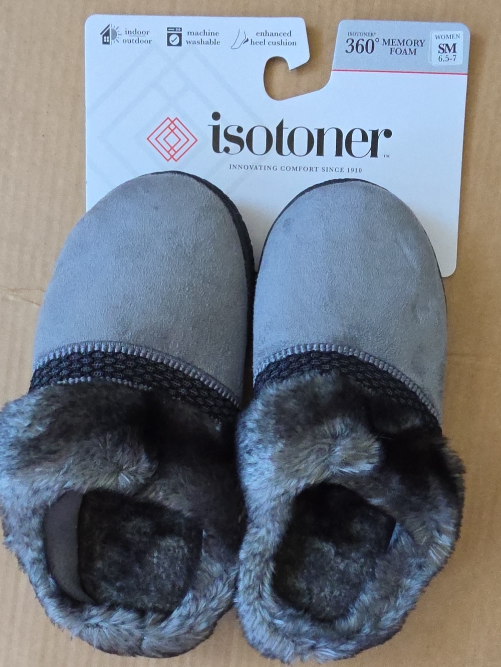 Isotoner 360 degrees gray/ash womans memory foam slippers- SM- 6.5-7